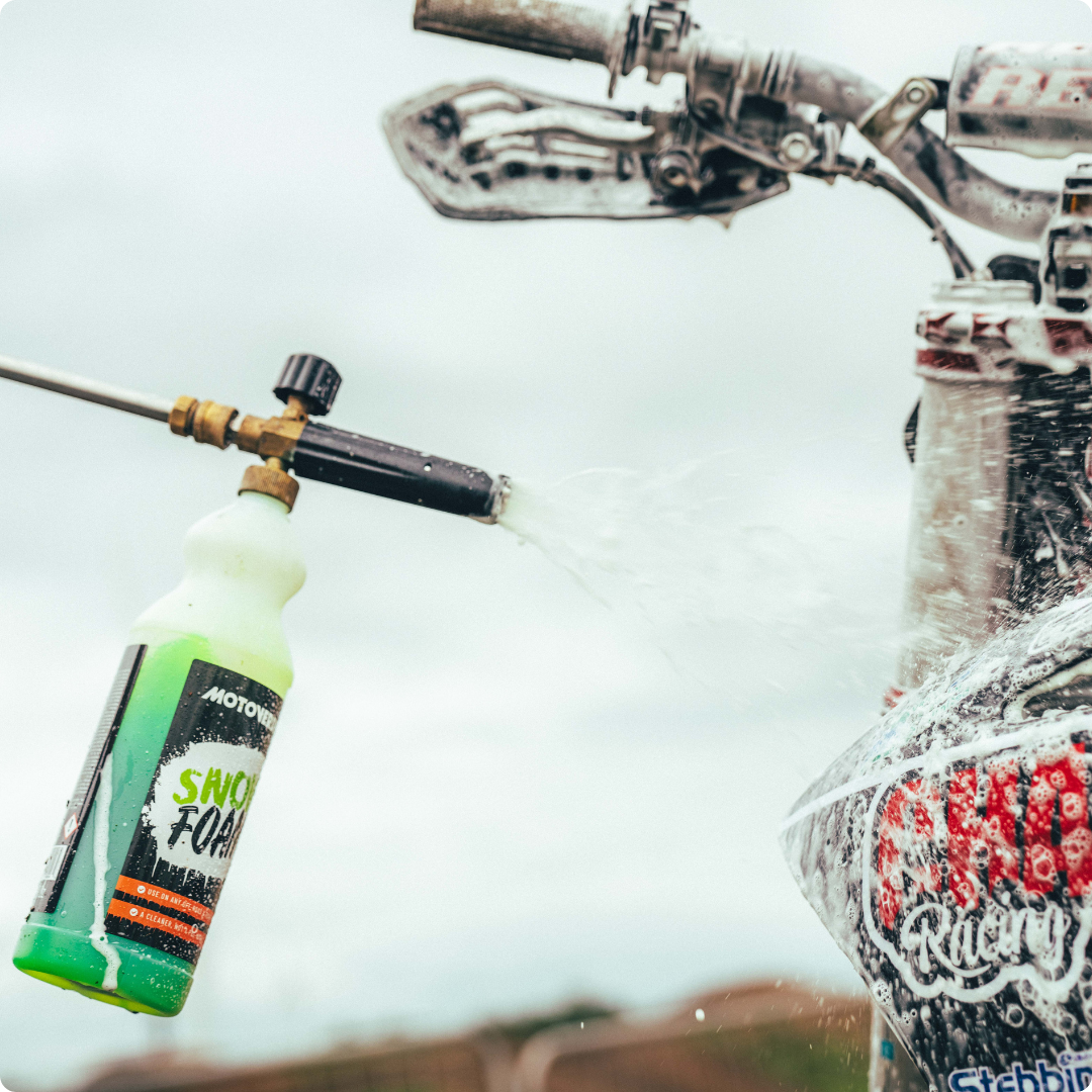 WHAT IS SNOW FOAM? SHOULD I USE BIKE WASH OR SNOW FOAM?